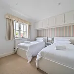 Rent 4 bedroom house in Lymington