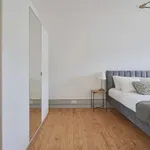 Rent a room in lisbon