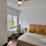 Rent 5 bedroom house in Barcelona