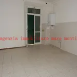 Rent 4 bedroom apartment of 90 m² in Savona