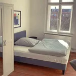 Rent a room of 100 m² in Berlin