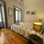 Rent 3 bedroom apartment of 110 m² in Lisbon