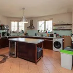 Rent 4 bedroom apartment of 200 m² in Budapest