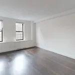 Rent 3 bedroom apartment in Manhattan