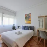 Rent 7 bedroom apartment in Lisbon