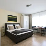 Miete 1 Schlafzimmer wohnung von 344 m² in Cologne