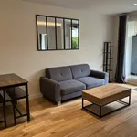 Rent 2 bedroom apartment of 37 m² in Rueil-Malmaison