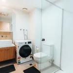 Rent 2 bedroom apartment in Melbourne