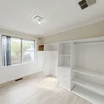 Rent 3 bedroom house in Dandenong North