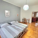 Miete 2 Schlafzimmer wohnung von 65 m² in Berlin