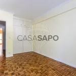 Rent 2 bedroom apartment of 74 m² in Amadora