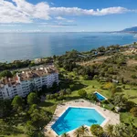 Rent 3 bedroom apartment of 300 m² in Marbella