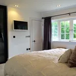 Rent 6 bedroom house in North West England