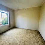 Rent 2 bedroom house in  Armidale NSW 2350                        