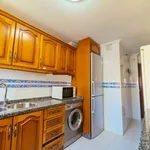 Rent a room of 100 m² in Sevilla