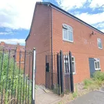 Flat to rent in Market Place, Willenhall WV13