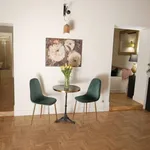 Rent 4 bedroom apartment of 130 m² in Rome