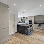 Rent 6 bedroom house in Essex