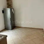 Affitto 2 camera appartamento di 60 m² in Latina