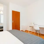 Miete 3 Schlafzimmer wohnung von 90 m² in Neuss