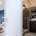 Rent 2 bedroom apartment in Milan