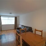 Rent 3 bedroom house in  Warwick