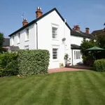 Rent 4 bedroom house in Woking