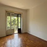 Rent 3 bedroom apartment of 70 m² in Milano