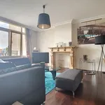 Rent 3 bedroom apartment in Ixelles