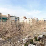 Rent 5 bedroom apartment in Barcelona