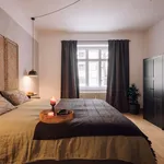 Miete 3 Schlafzimmer wohnung von 103 m² in Berlin