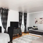 Appartement de 65 m² avec 1 chambre(s) en location à Paris