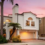 Rent 4 bedroom house of 220 m² in hermosa beach