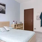 Rent a room in milan