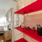 Rent 1 bedroom apartment of 37 m² in Paris