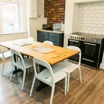 Rent 8 bedroom house in Leeds