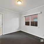 Rent 5 bedroom house in Carnegie