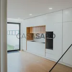 Rent 4 bedroom house of 365 m² in Porto