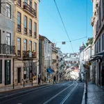 Rent 3 bedroom apartment in Lisbon