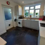 Rent 3 bedroom flat in South East England