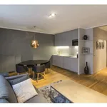 Rent 1 bedroom apartment of 500 m² in Paris