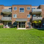 Rent 3 bedroom apartment in Sarnia