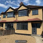 Rent 3 bedroom house in Reigate and Banstead