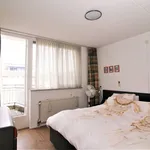 Huur 5 slaapkamer appartement van 165 m² in Capelle aan den IJssel