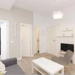 Rent a room of 77 m² in madrid