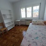 Alquilo 4 dormitorio apartamento de 117 m² en Asturias