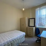 Rent 3 bedroom flat in North East England