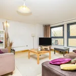 Rent 2 bedroom apartment in Leeds