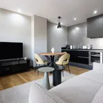 Rent 3 bedroom apartment of 40 m² in Barcelona