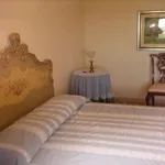 Rent 3 bedroom apartment in Rome